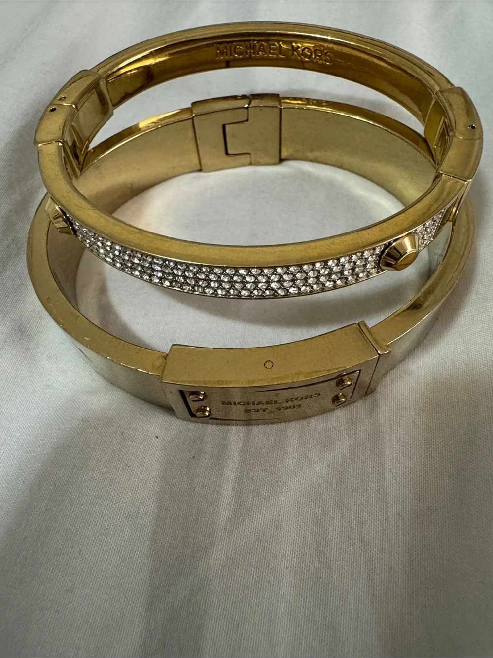 Michael Kors Gold-Tone Crystal Pavé and Polished Stacked Bangle Set